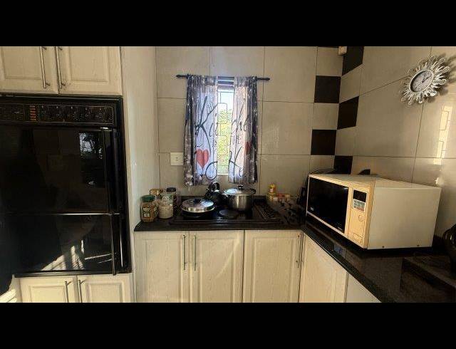 3 BEDROOM HOUSE FOR SALE IN SILVERGLEN